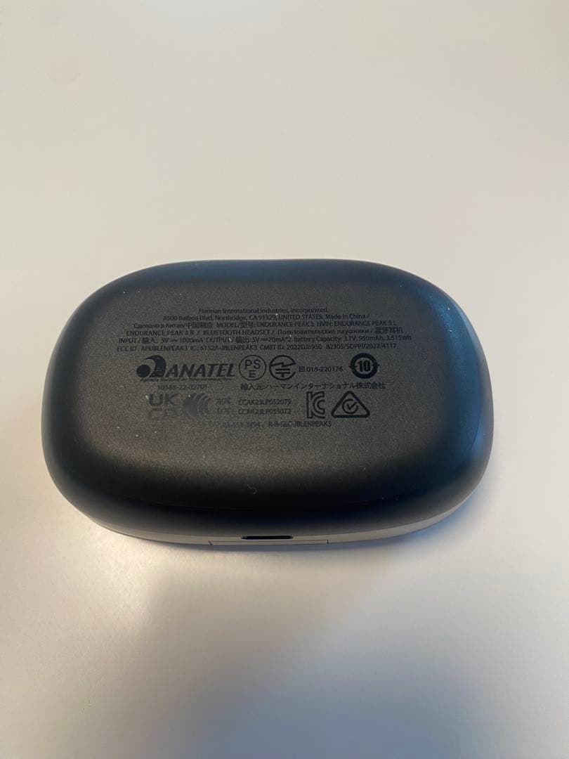 JBL ワイヤレスイヤフォン ブラック 充電ケース付き