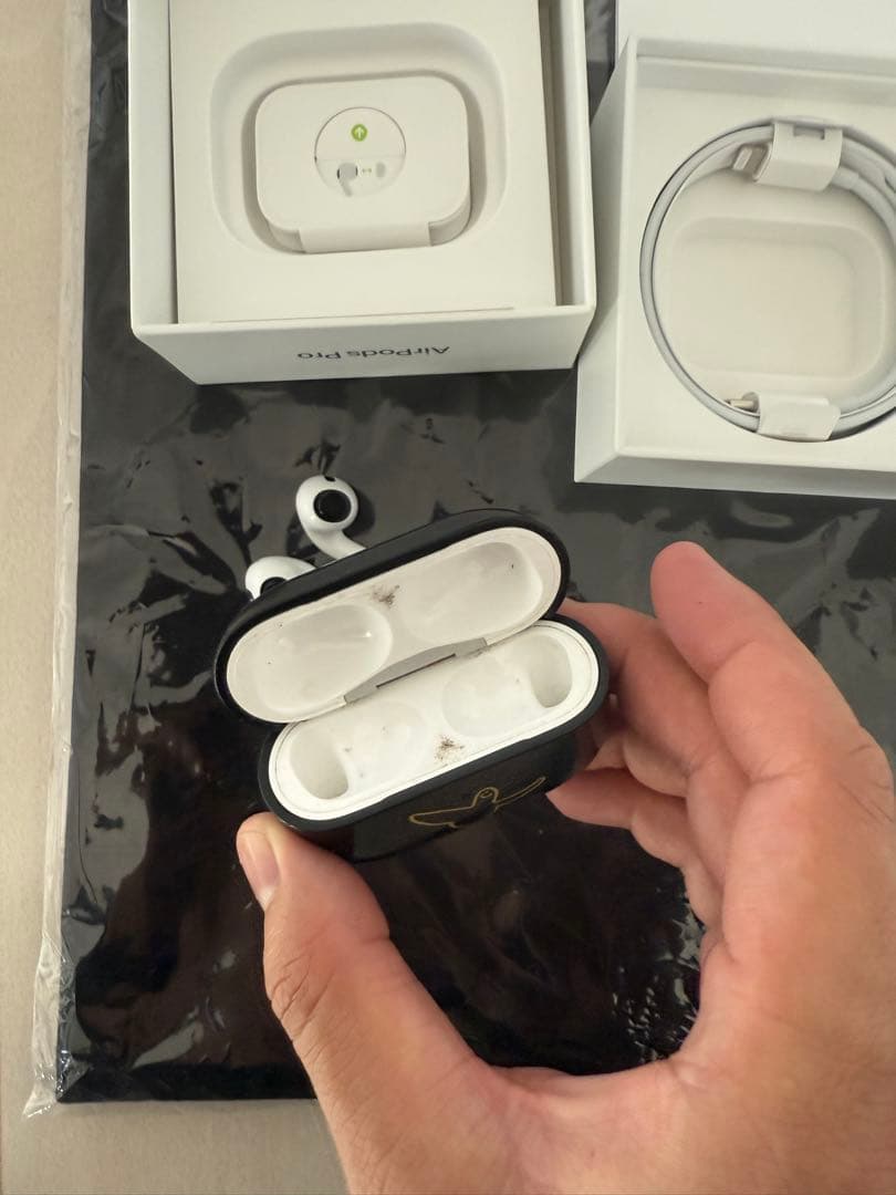 AirPods pro2 本体 充電ケース付き