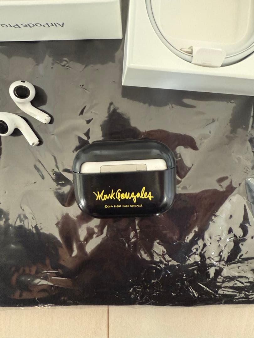 AirPods pro2 本体 充電ケース付き