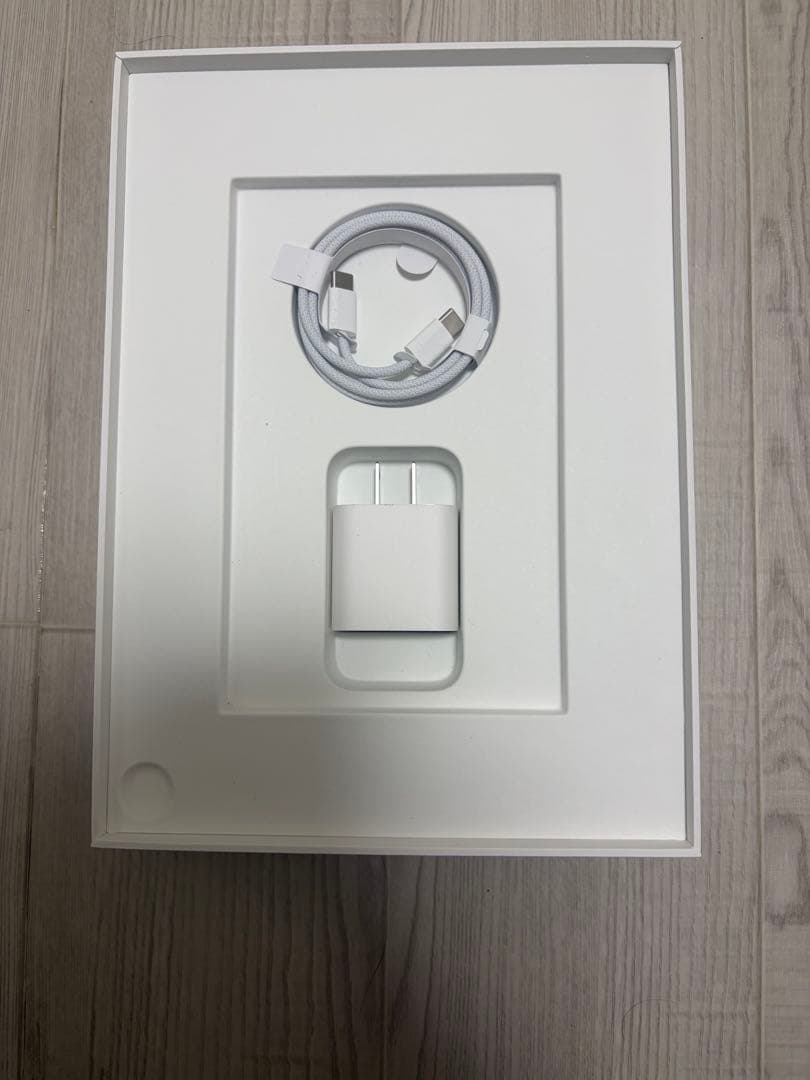 iPad Air(第5世代)スターライト64GB + Apple Pencil