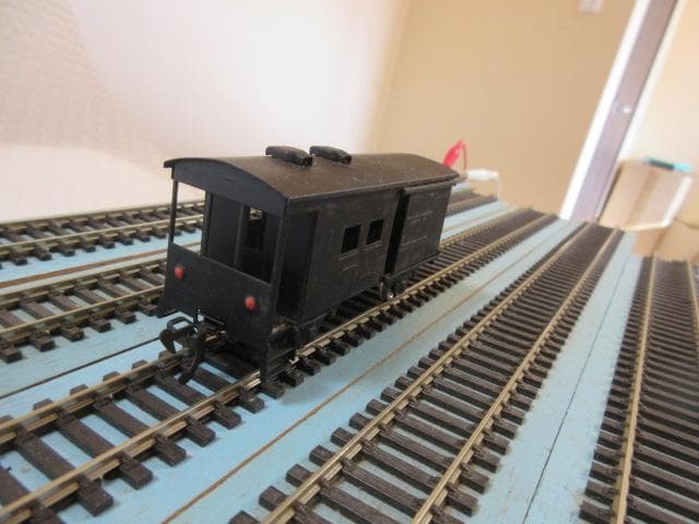 C形タンクが牽引する 無蓋貨車 8点セット　HOゲージ（金属製）