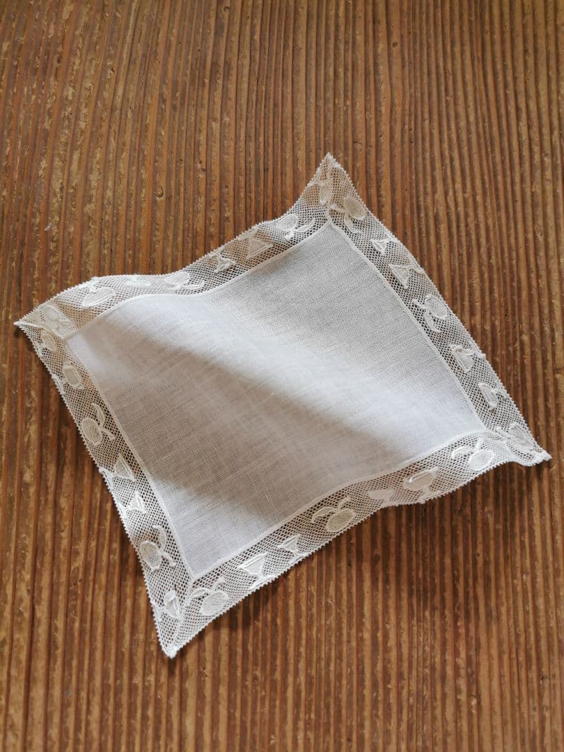 アンティーク カクテルグラス＆ゴブレット＆果実 手刺繍トリム 極薄クロス β