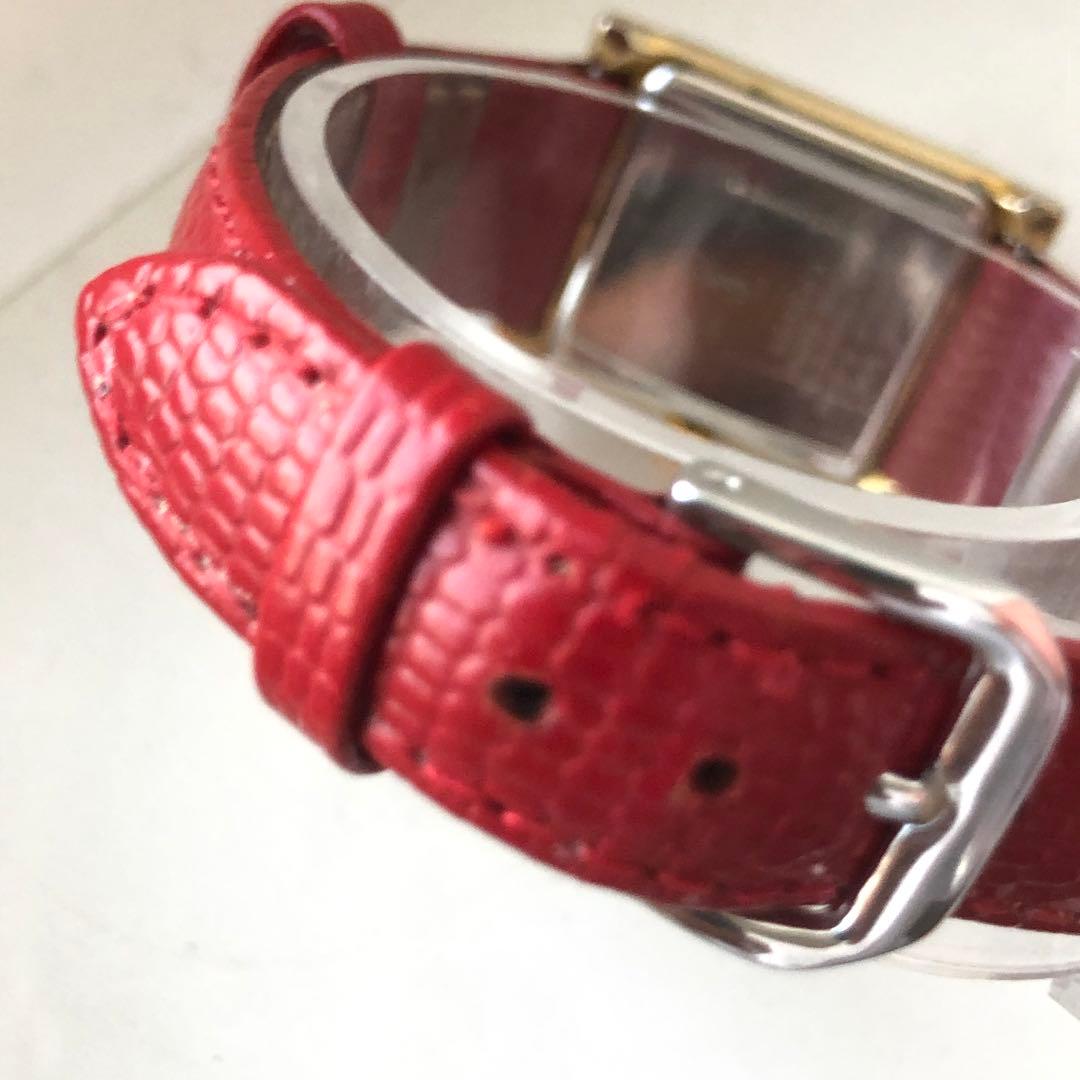 イヴ・サンローラン　レッドレザーベルト アナログ時計 スクエア