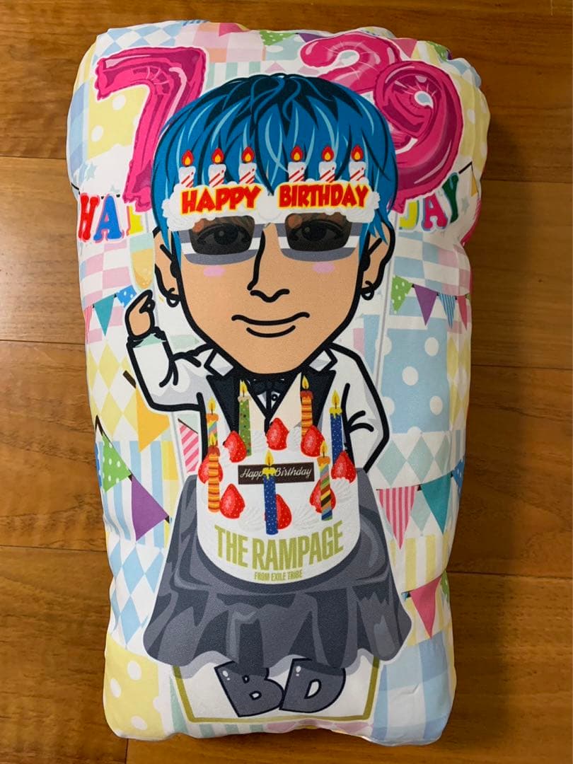 【出回りなし】長谷川慎 BDクッション