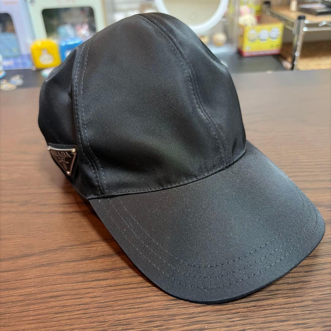 PRADA ブラック キャップ