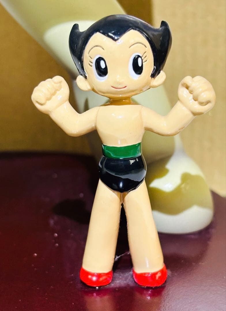 地上最大のロボット　フィギュア　手塚治虫ワールド　グッズ　ASTRO BOY