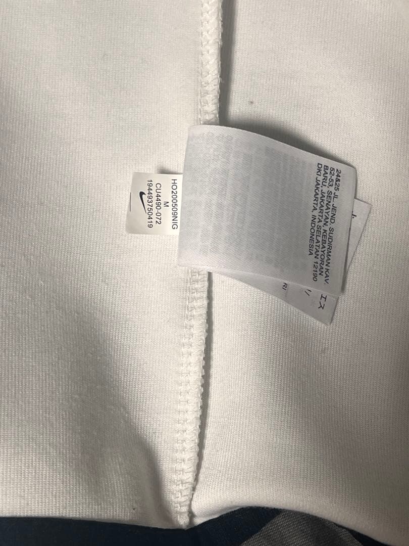 Nike テックフリース White