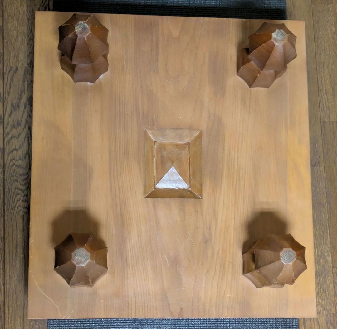 囲碁盤　へそ付　脚付　木目　厚い 碁盤　日向特製本蛤碁石28号セット