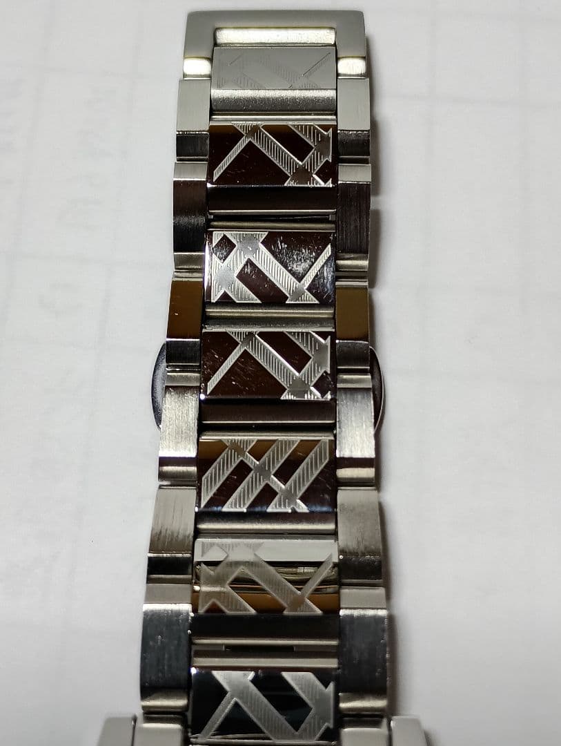 【専用】BURBERRY バーバリー シルバー クォーツ BU9037稼動中古品
