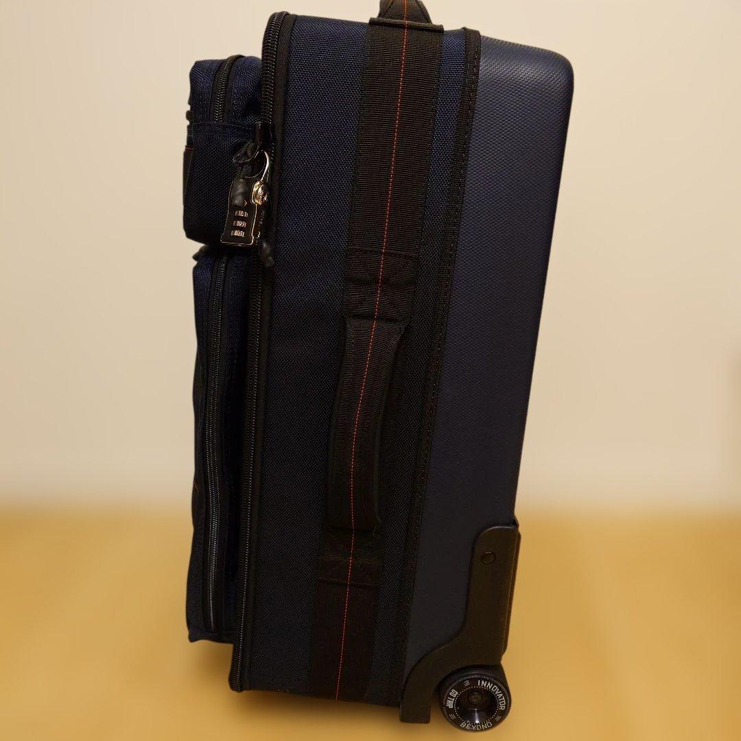 イノベーター INNOVATOR ソフトキャリーケース ネイビー