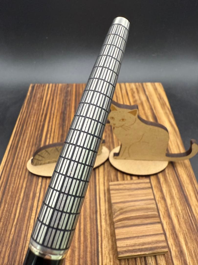 Pilot 万年筆 エリート 蝕刻 ショート 18K