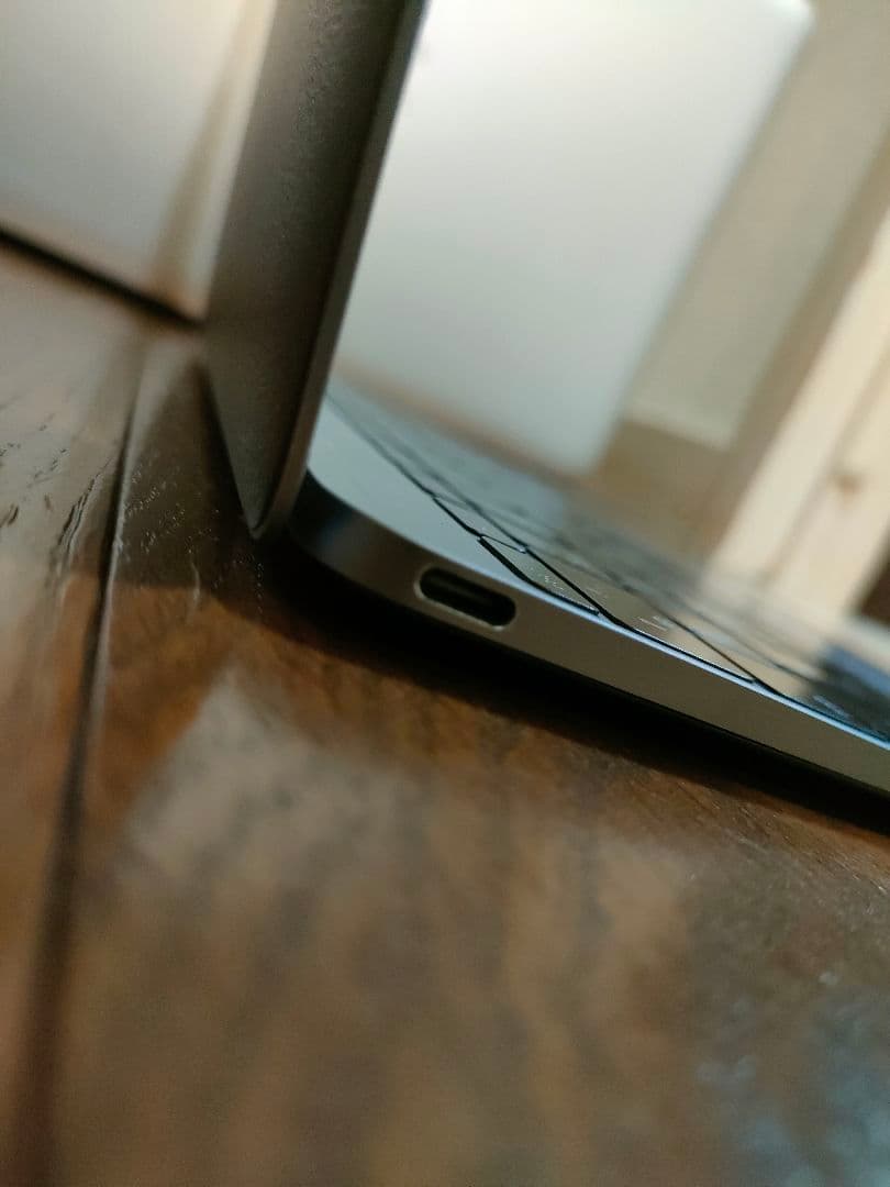 MacBook Retina オススメの一品　12インチ　スピーカーの音質が良い