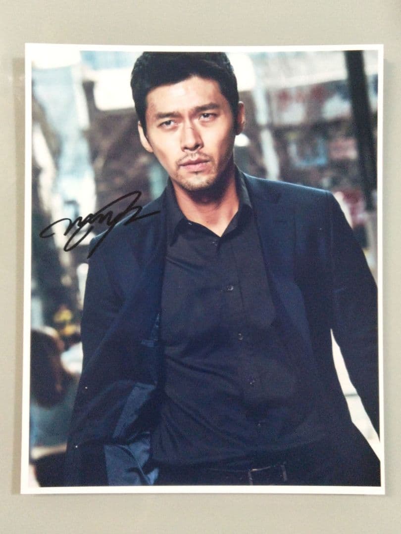 ヒョンビン直筆サイン入り超 大型写真…愛の不時着、シークレットガーデン