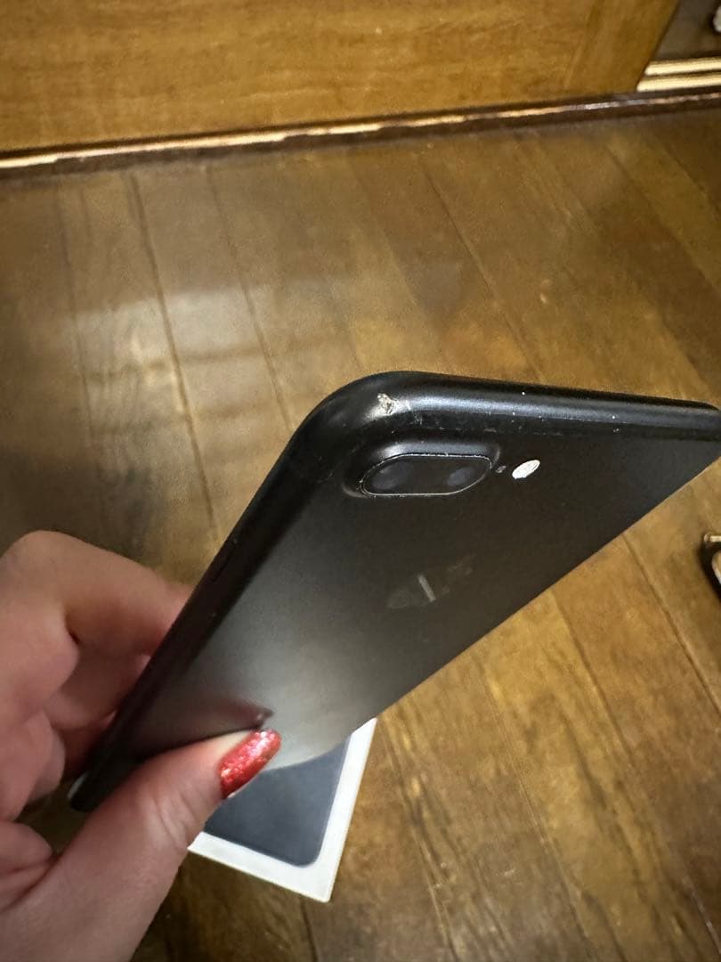 Apple iPhone 7 Plus 32GB SIMフリー　ブラック 本体