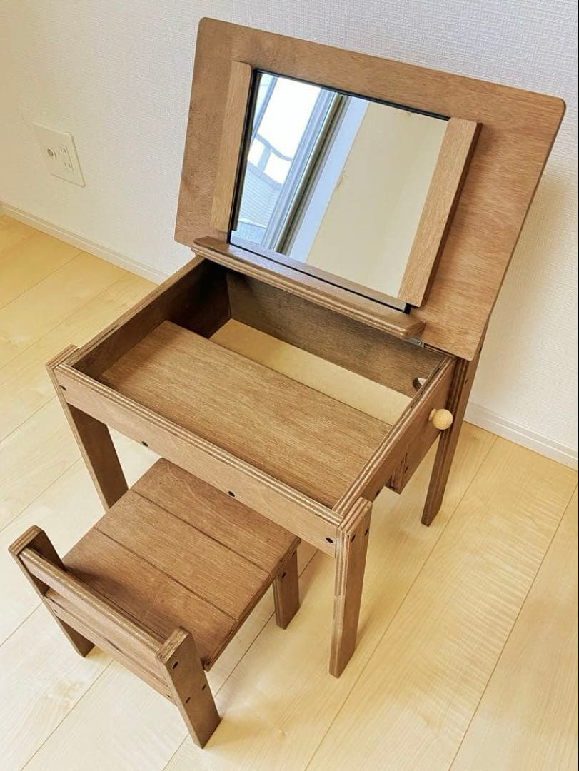 ミニドレッサー　キッズチェア　子供用　おままごと　いす　お祝い　ハンドメイド