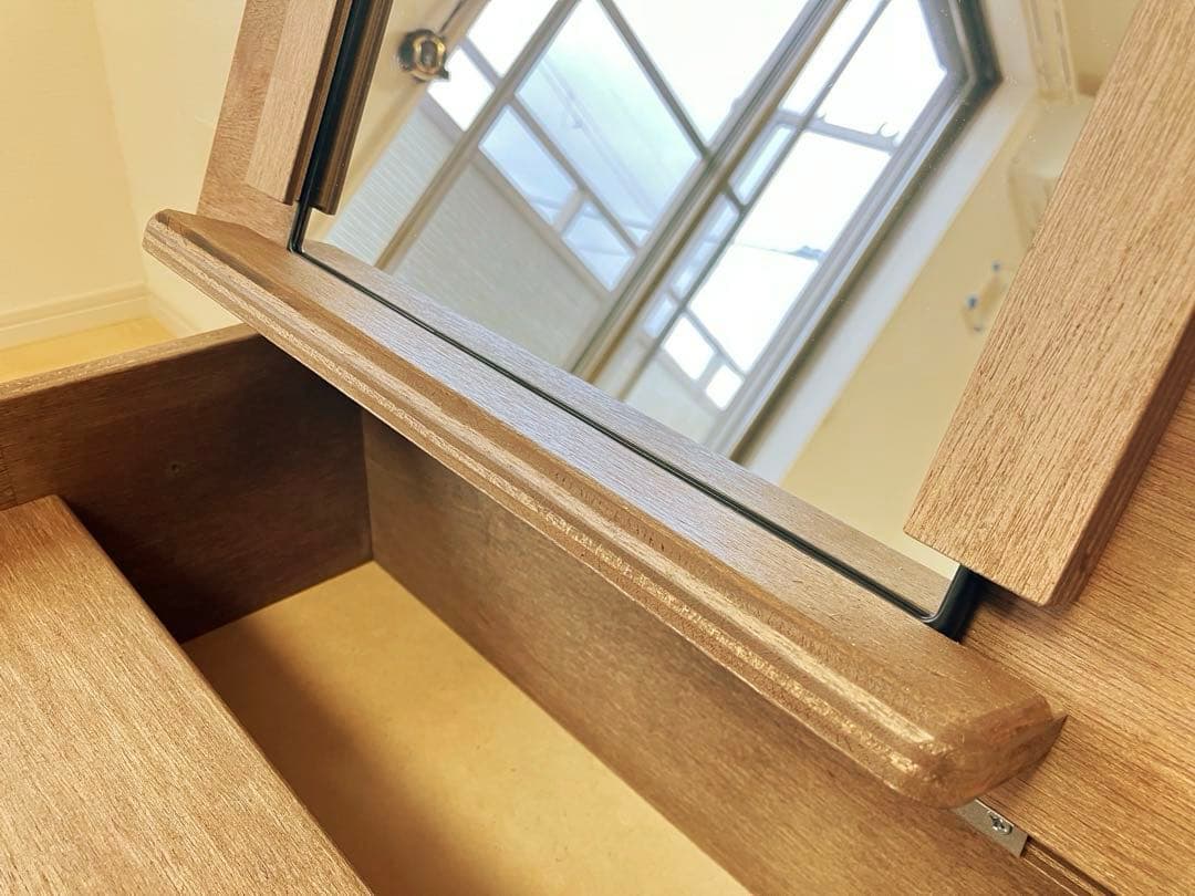 ミニドレッサー　キッズチェア　子供用　おままごと　いす　お祝い　ハンドメイド