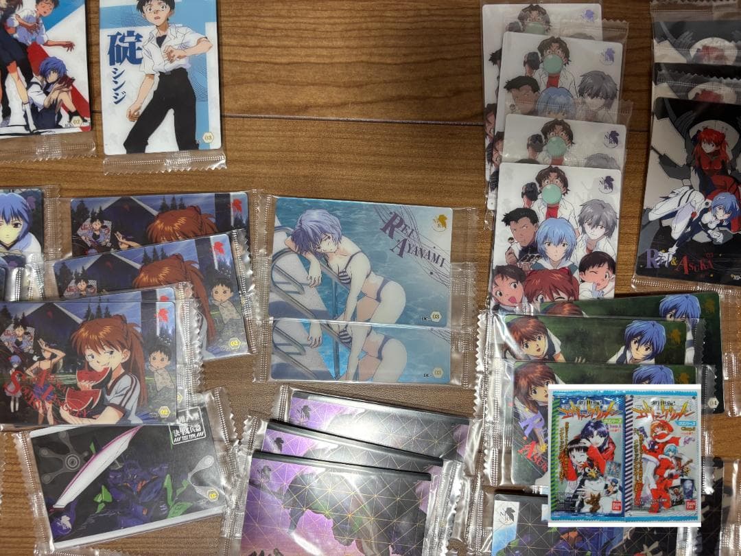 【未開封まとめ売り希少】新世紀エヴァンゲリオン ウエハースまとめ売り　約200枚