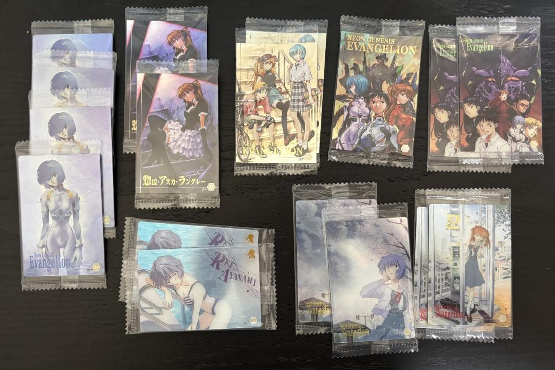 【未開封まとめ売り希少】新世紀エヴァンゲリオン ウエハースまとめ売り　約200枚