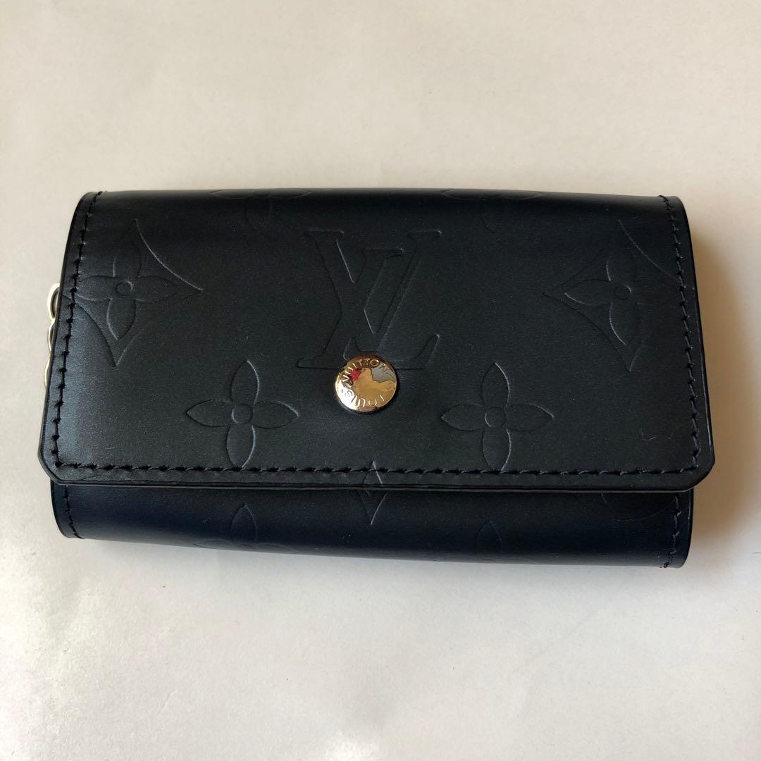 ゆ*ん様 年末年始最終値下げ❣️新品未使用❣️Louis Vuitton ネイビ