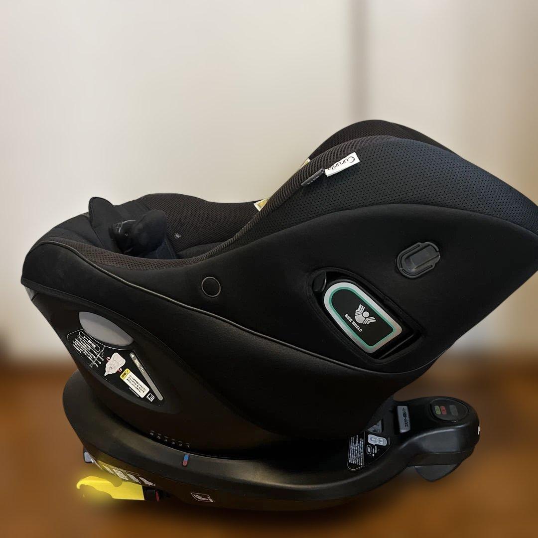 お値下げ中　クルリラビッテ プロテクト(アカチャンホンポ限定) チャイルドシート