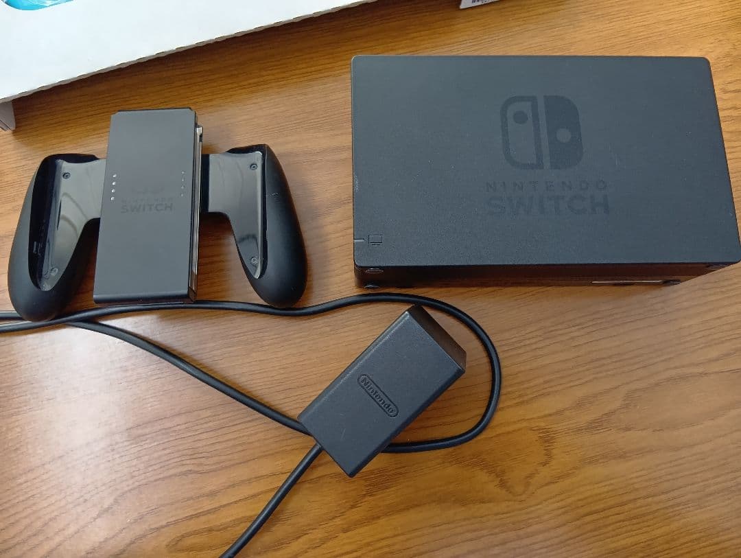訳あり　Nintendo Switch 本体 ネオンブルー　ネオンレッド