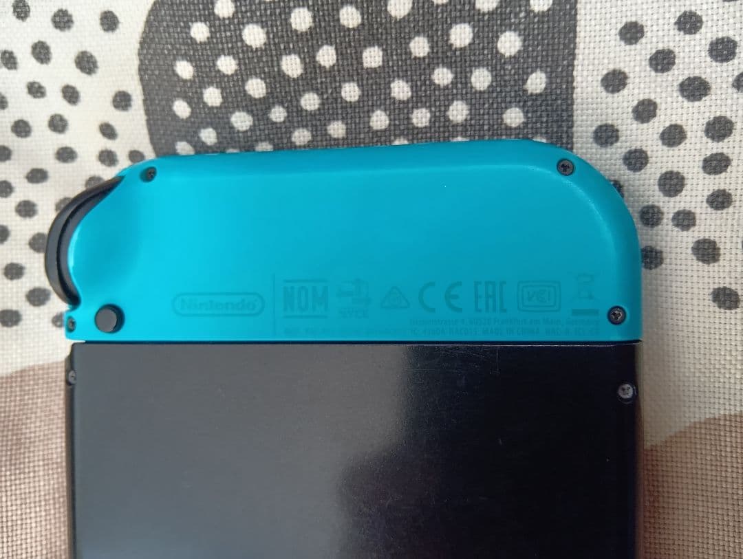 訳あり　Nintendo Switch 本体 ネオンブルー　ネオンレッド