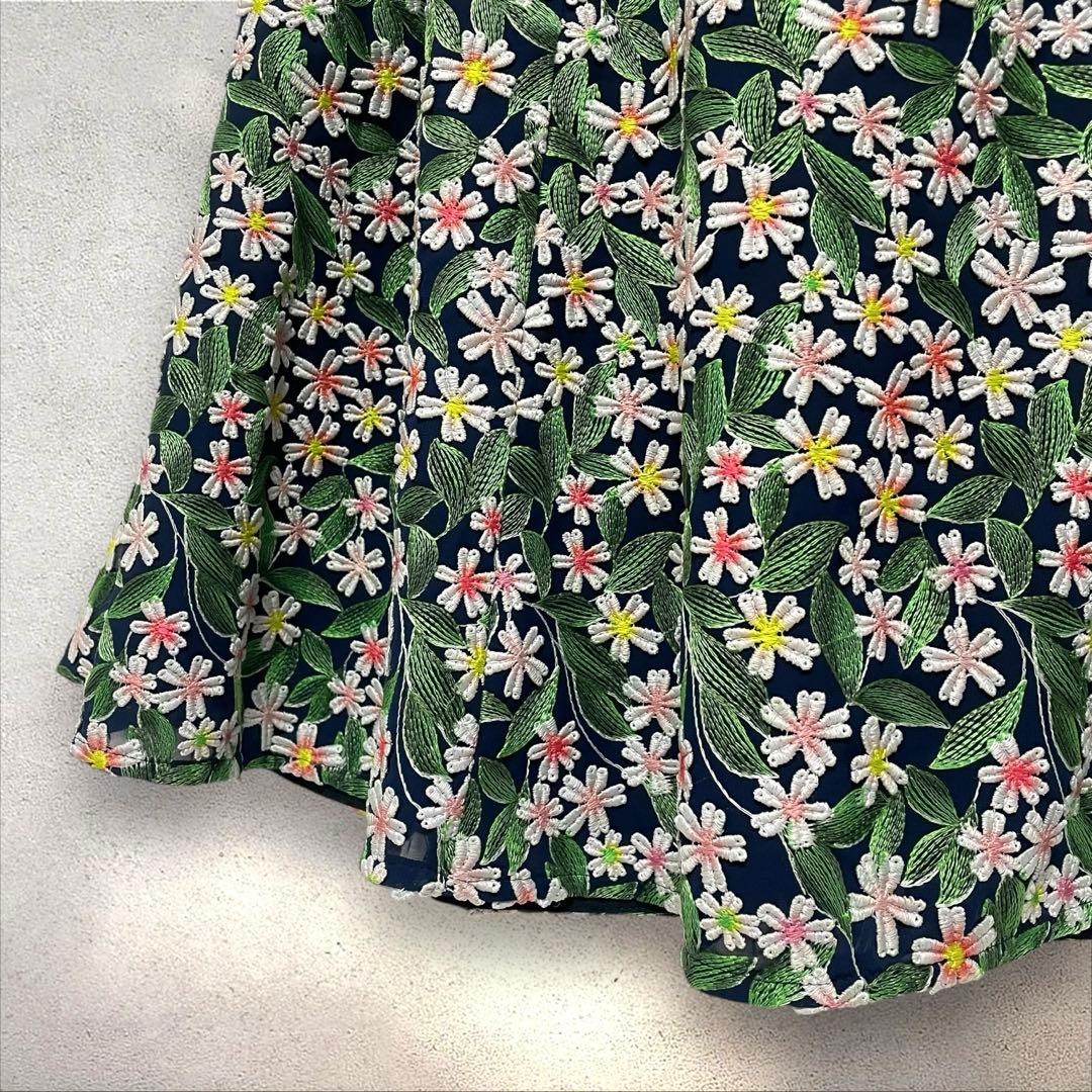 ★未使用★ 定価5万円 TOCCA トッカ 花柄 フレアスカート 総刺繍 S