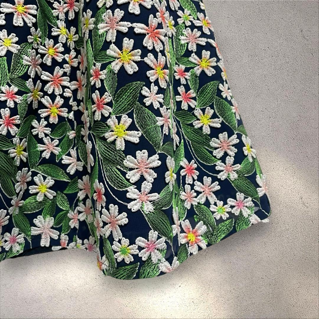 ★未使用★ 定価5万円 TOCCA トッカ 花柄 フレアスカート 総刺繍 S