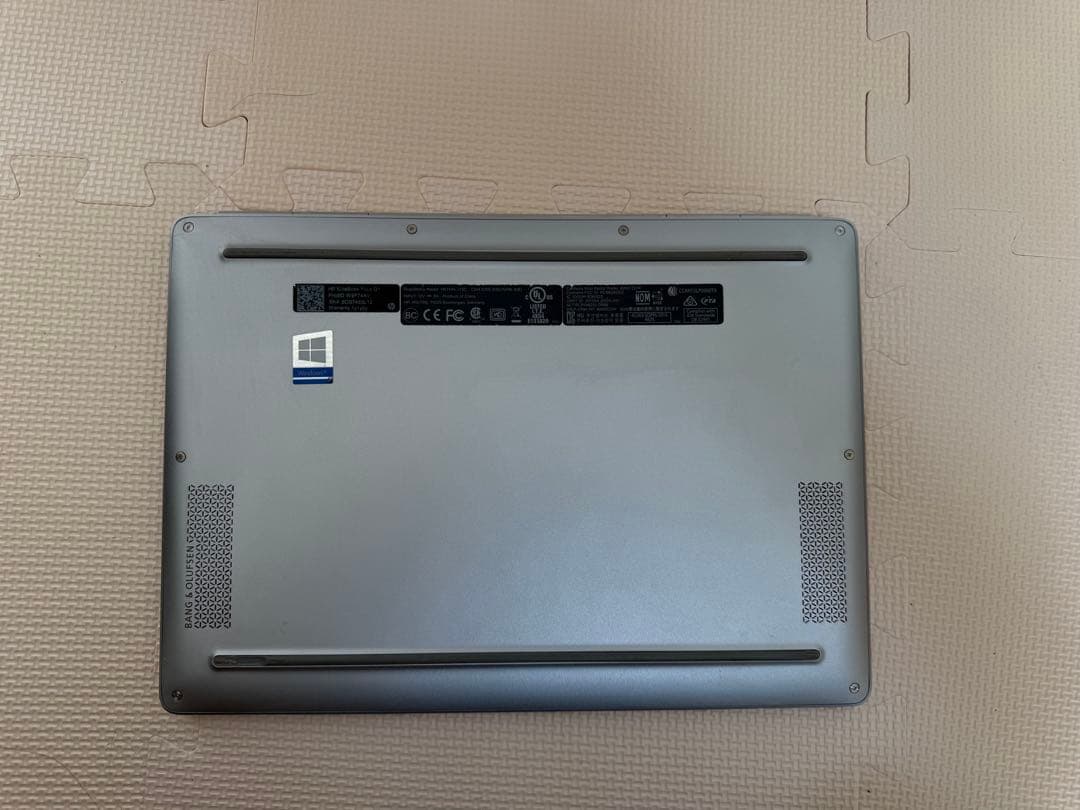 HP Folio G1 m3-6Y30 メモリ8G SSD256Gバッテリーなし