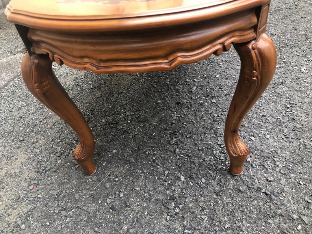 イタリア製　象嵌テーブル　コーヒーテーブル　ダイニングテーブル　猫脚　オシャレ