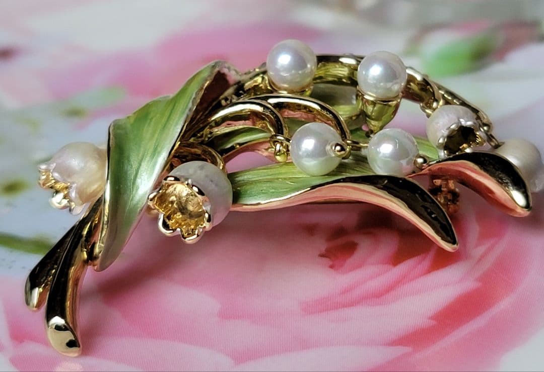 ヴァンドームブティック　 ブローチ　スズラン　すずらん　帯留め　代用