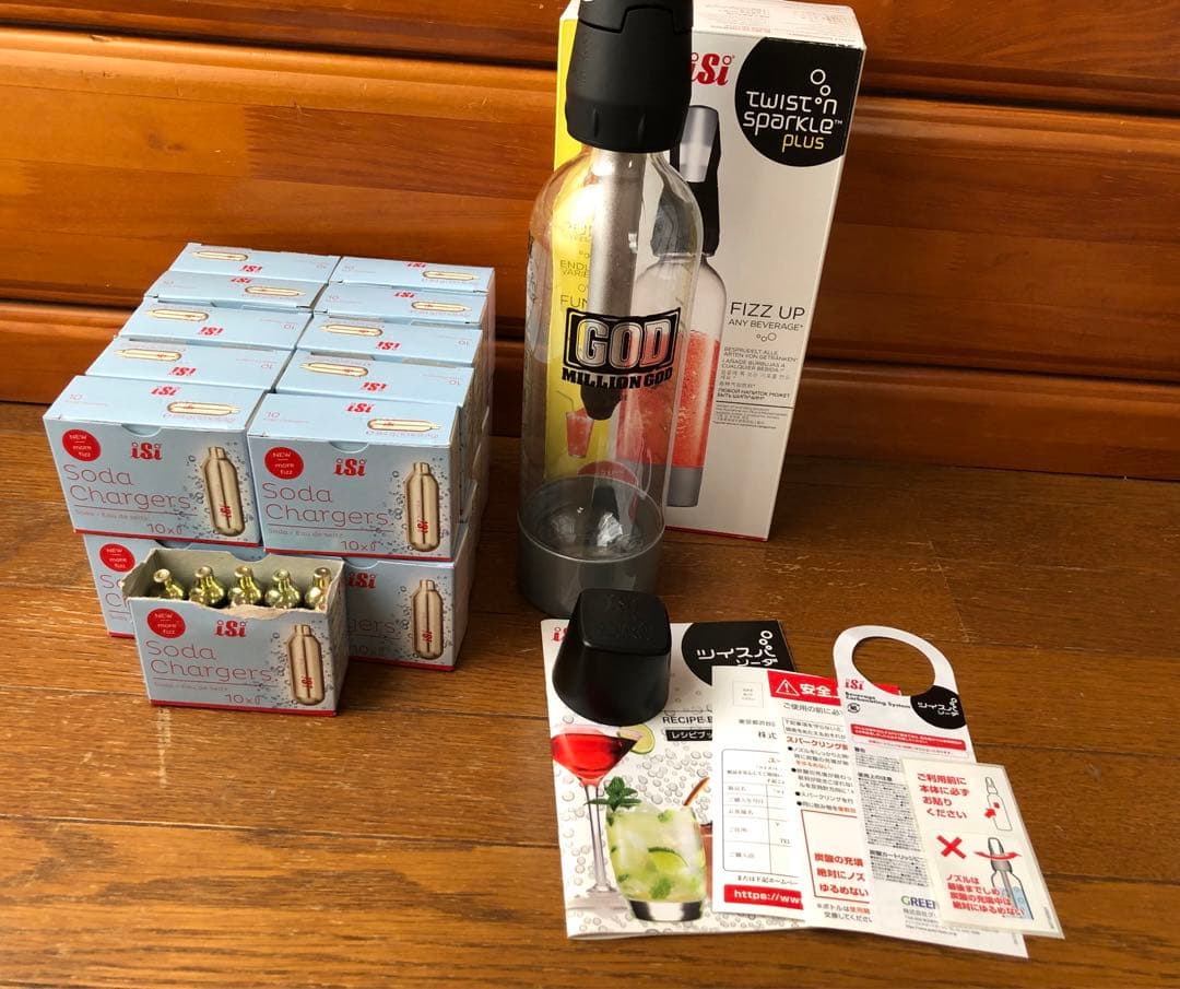 ツイスパソーダ本体（中古）isi ガスカートリッジ新品209本、本体付属品6本