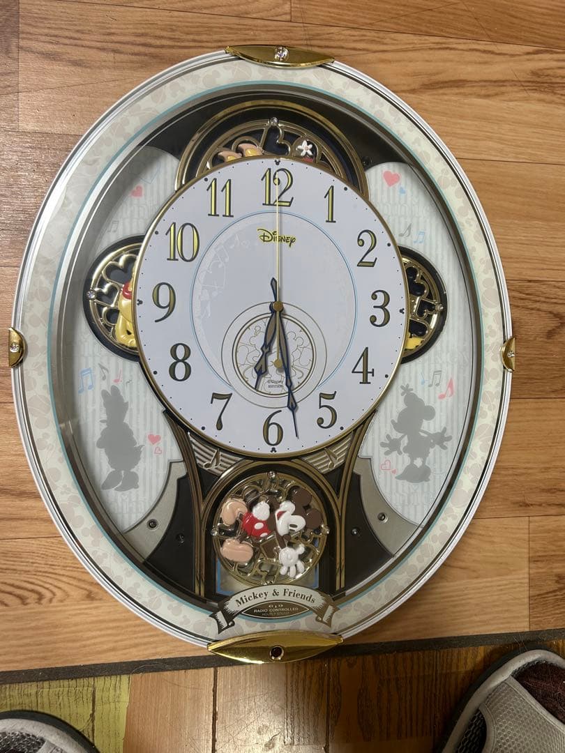 ディズニー電波からくり時計