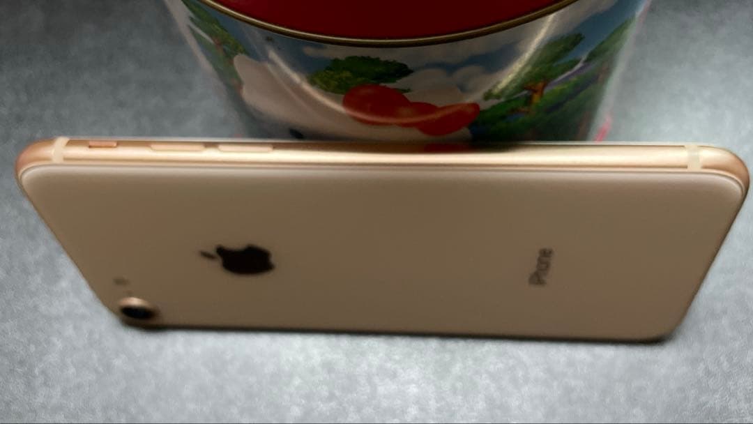 【美品】iPhone8 64GB 本体のみ　シャンパンゴールド