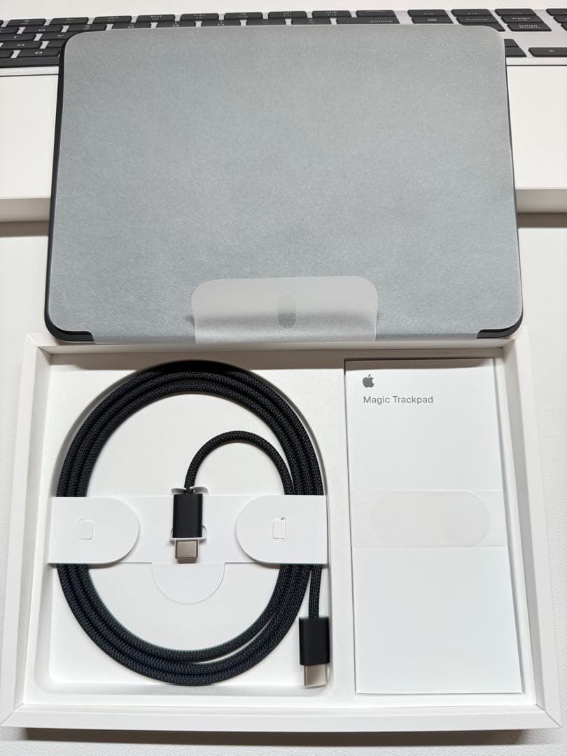 Magic Keyboard + Trackpadセット (C)