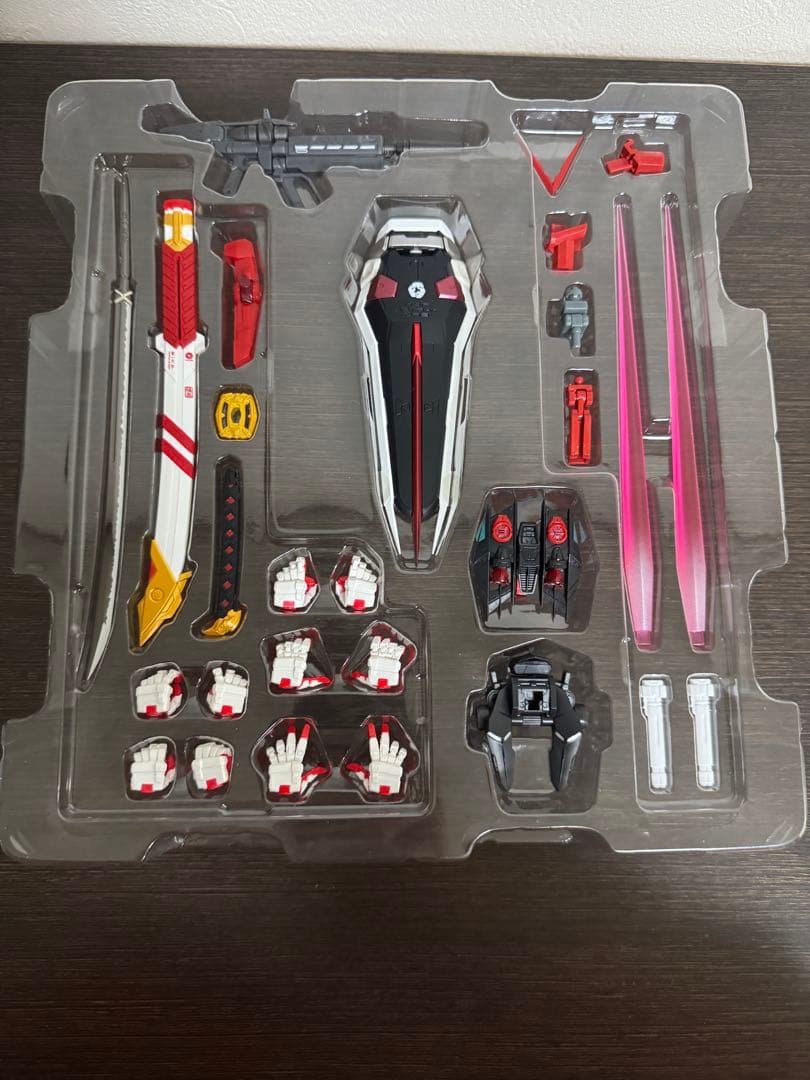 メタルビルド ガンダムアストレイ レッドフレーム改　カレトヴルッフ　セット