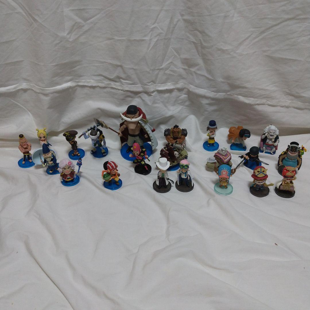 まとめ売りワーコレ フィギュア22体白ひげMEGA.コビー.青キジ.モンブラン等