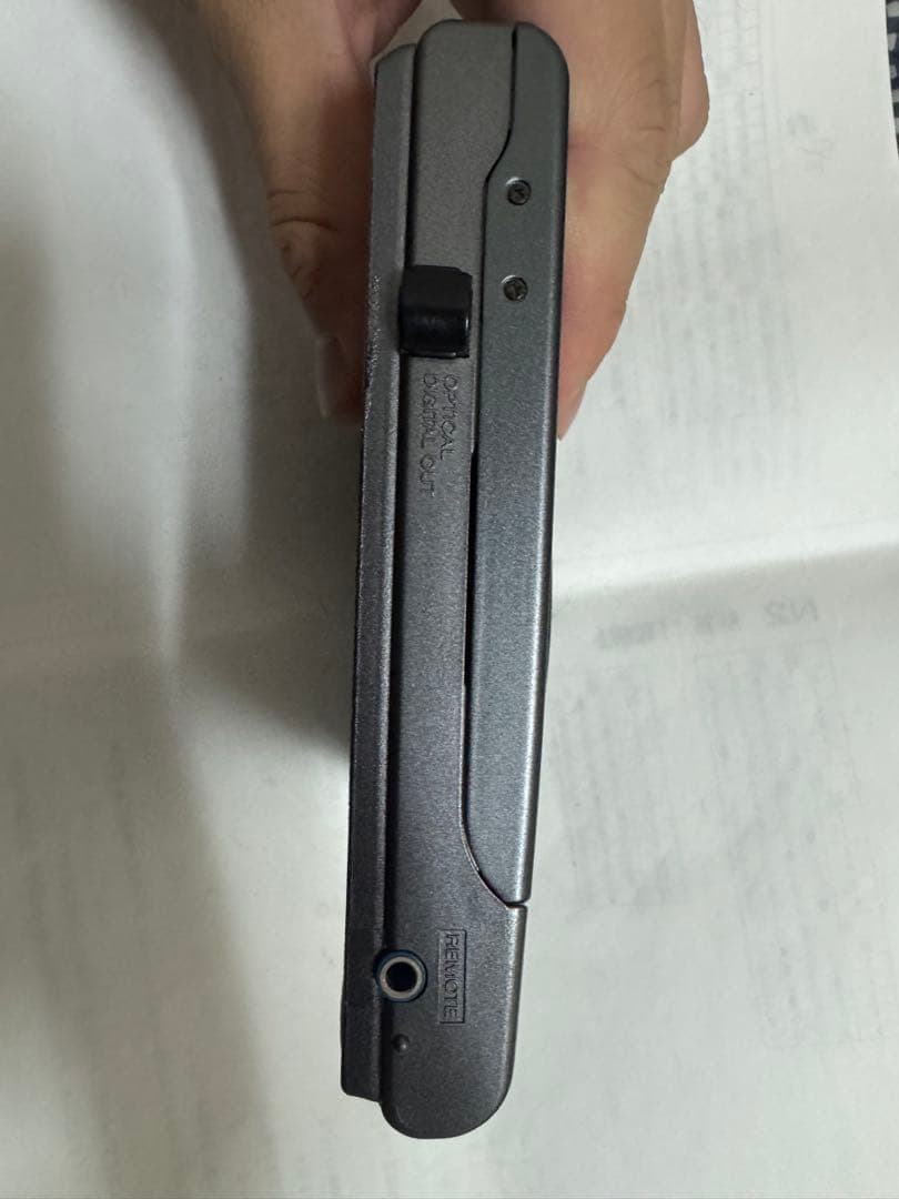 SONY Diskman D-303 ポータブルCDプレーヤー ケース付き