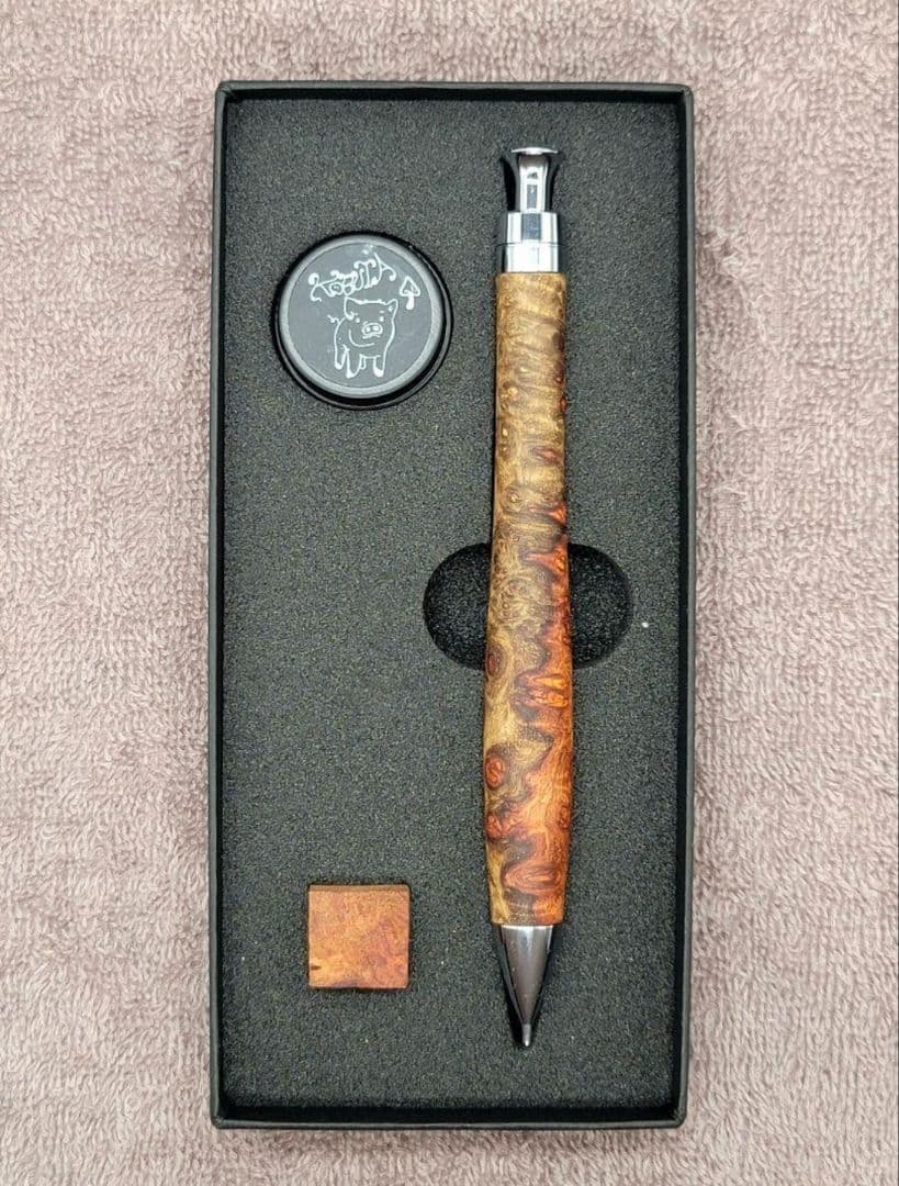 美品 こぶた工房　極上花梨瘤紅白　シャープペンシル0.5ミリ