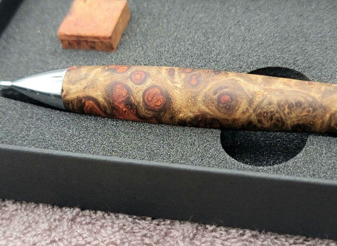 美品 こぶた工房　極上花梨瘤紅白　シャープペンシル0.5ミリ