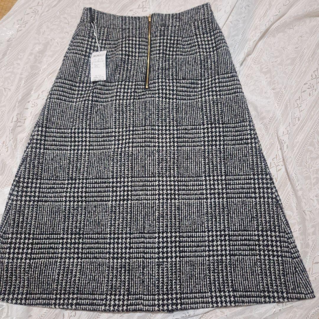 〔極美品〕新品未使用 23区ウールグレン チェック柄 タックスカート