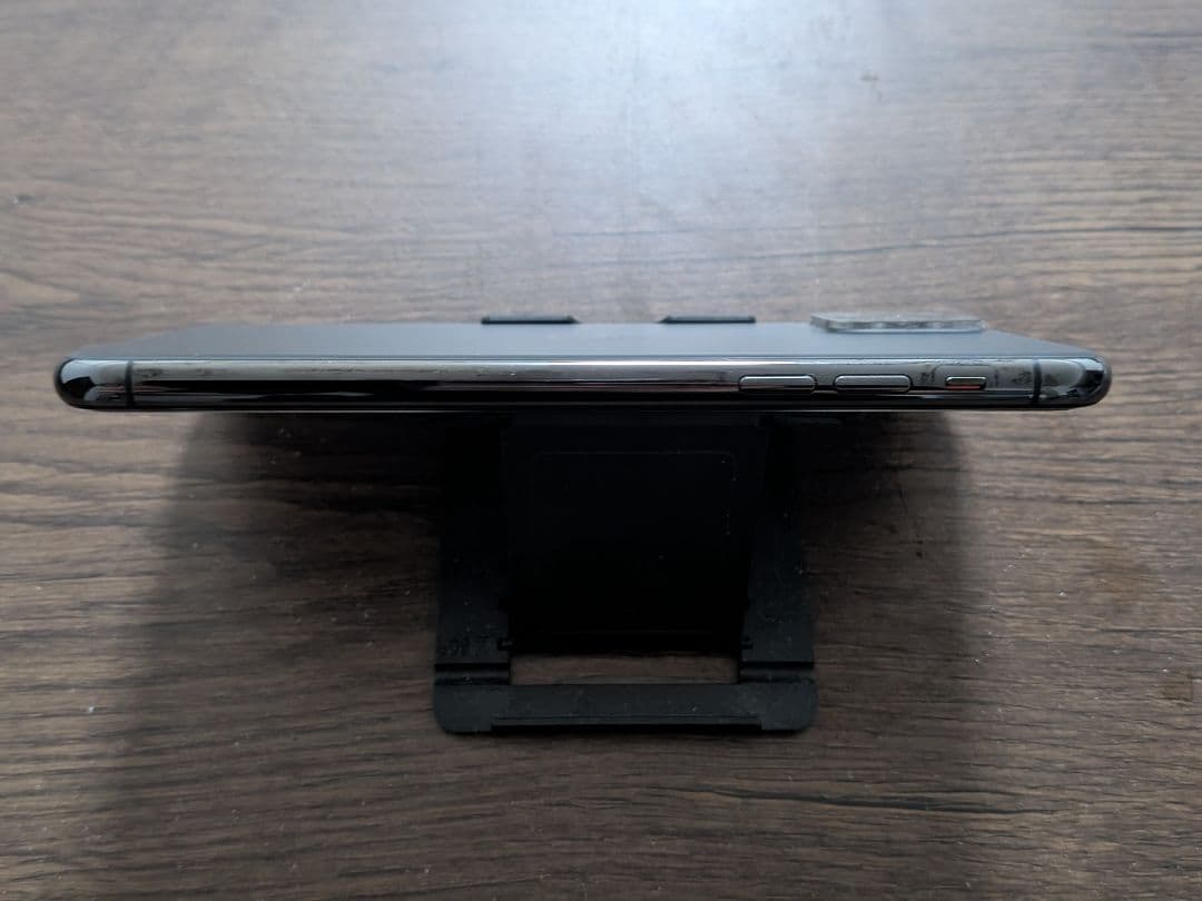 美品！おまけ付きiPhone11 pro max 256GB スペースグレイ