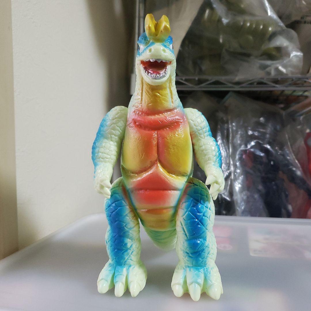 バンダイ　ブルマァク　ソフビ　ウルトラマン　怪獣レアカラー　ゴーストロン