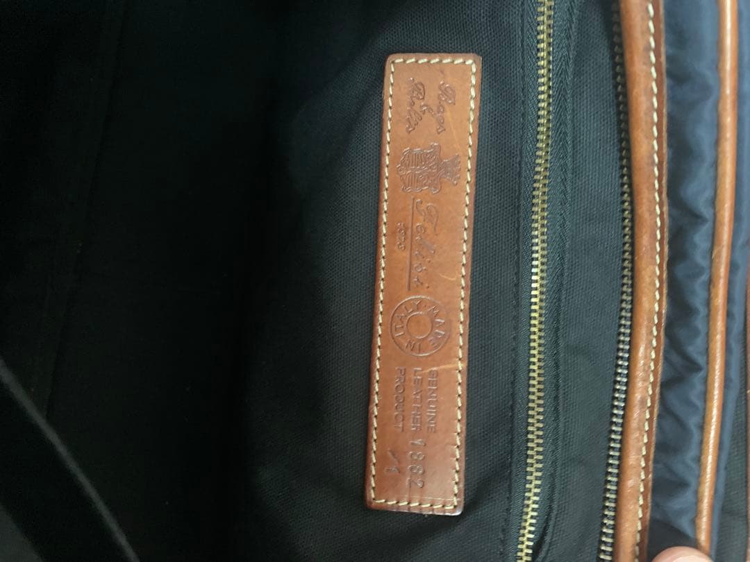 【美品オススメ】フェリージ1882 ビジネスバッグ　ネイビー