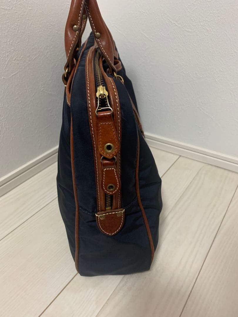 【美品オススメ】フェリージ1882 ビジネスバッグ　ネイビー