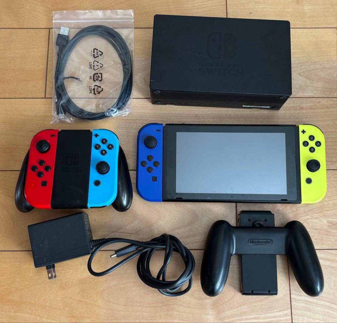 Switch本体&コントローラー四つセット