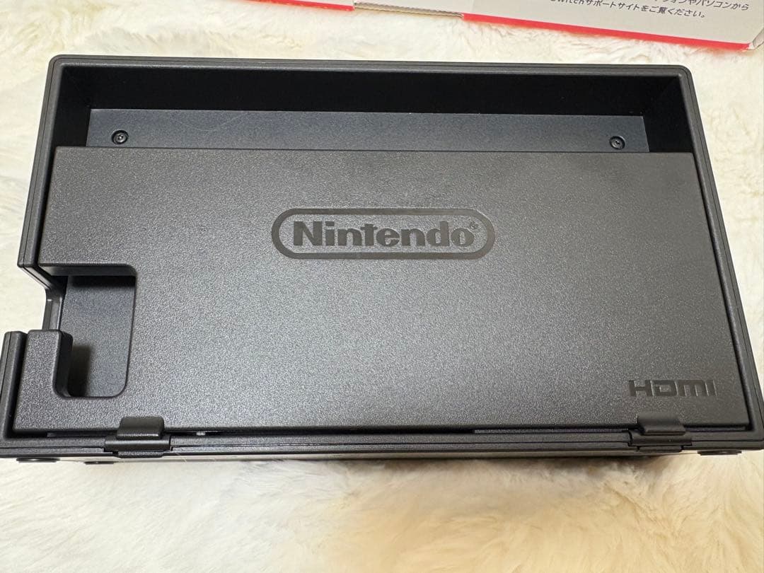 世*A様 Nintendo Switch 本体