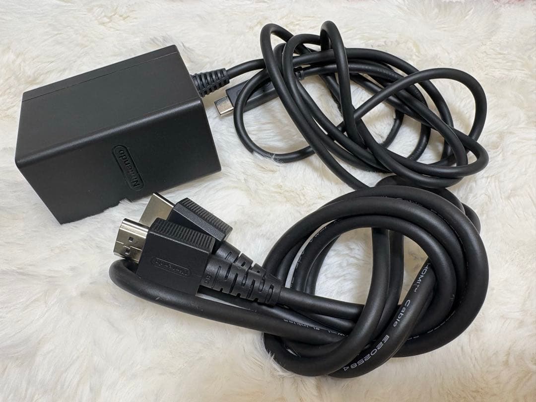 世*A様 Nintendo Switch 本体