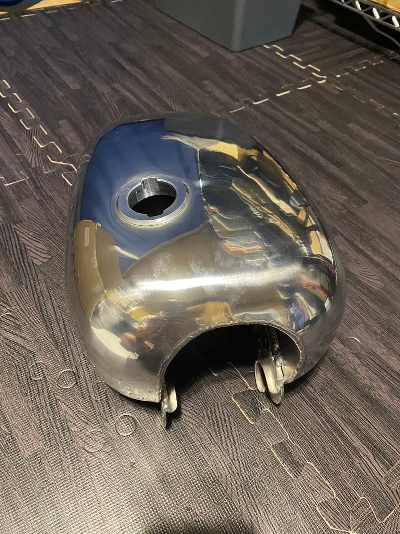 w650 400 用　アルミタンク　新品