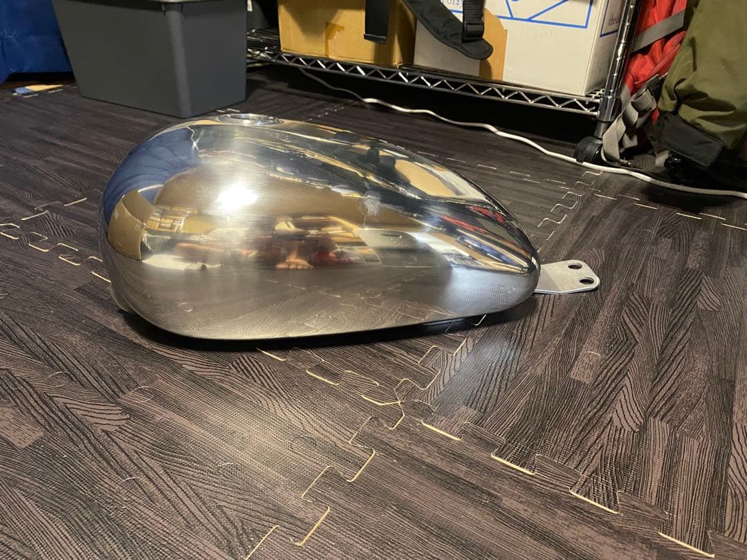 w650 400 用　アルミタンク　新品